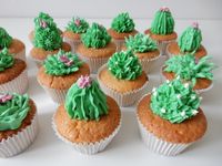 Cactus cupcakes